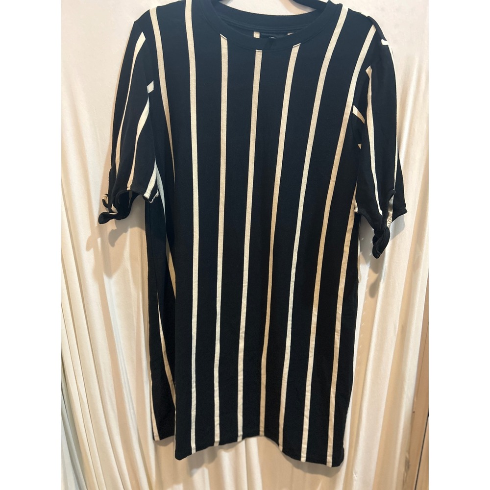 Who What Wear Black‎ & White Striped T-Shirt Dress Short Sleeve Size S